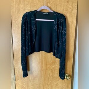 Danielle Casey. Top.